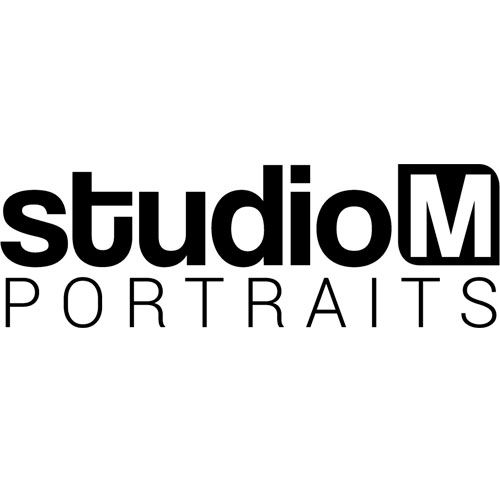 Studio M Portraits Christmas Giveaway!
